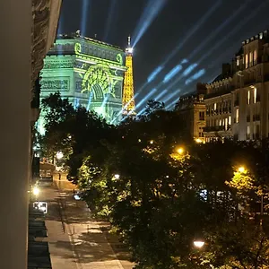 Appartement Beautiful Nearby Champs Elysees, Paris