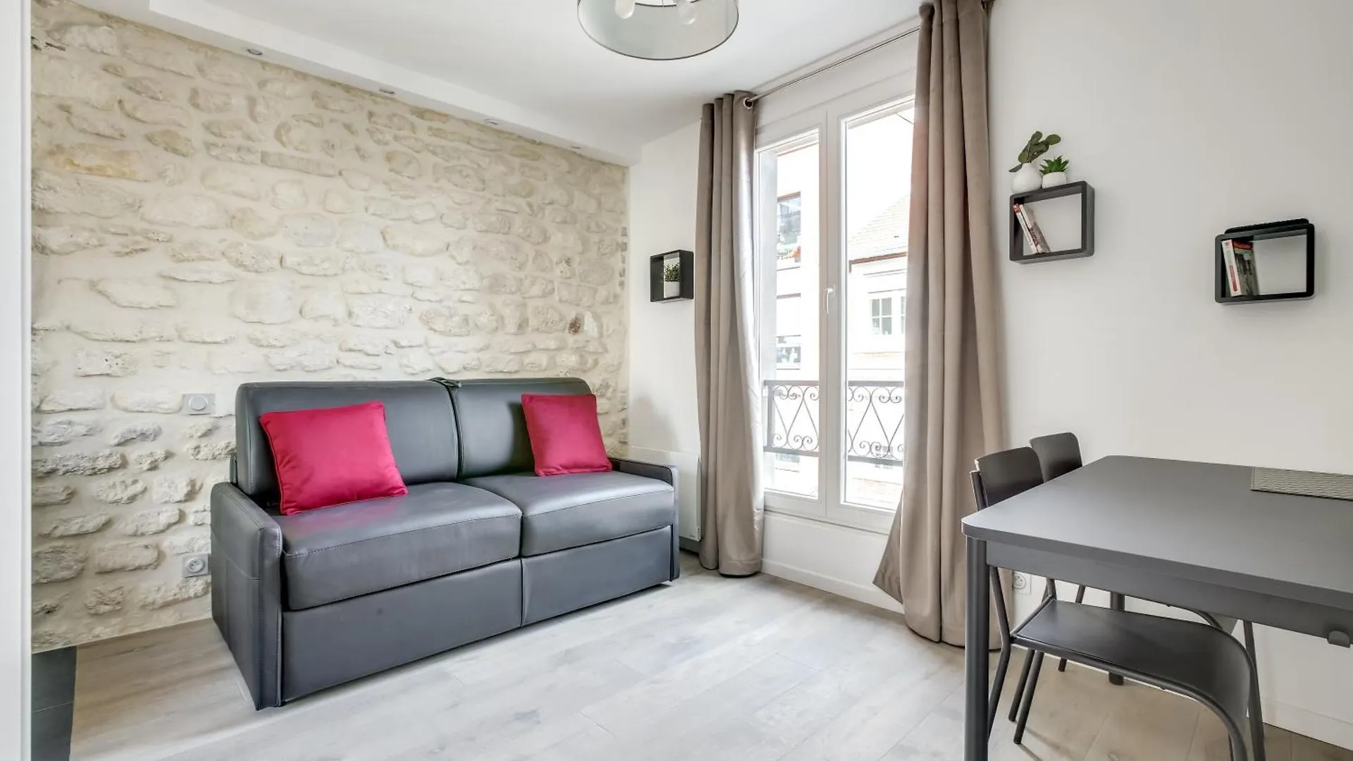 Appartement Volontaire à Paris